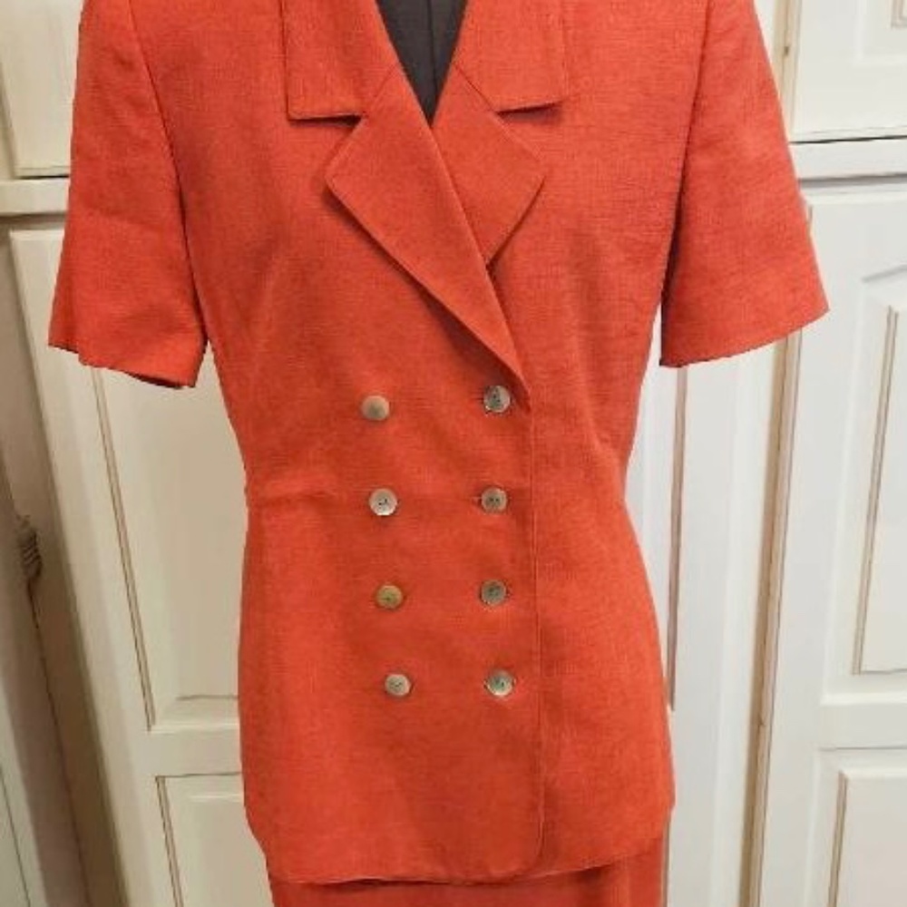 KASPER for ASL… rich reddish-orange ladies suit!  Size 8